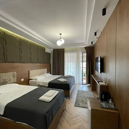 Otel Your *