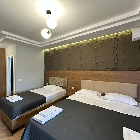 Otel Your *